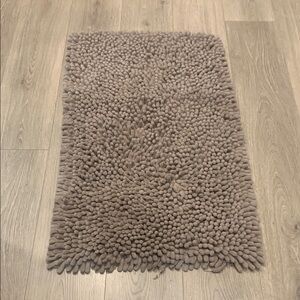 Plush Tan Shag Rug